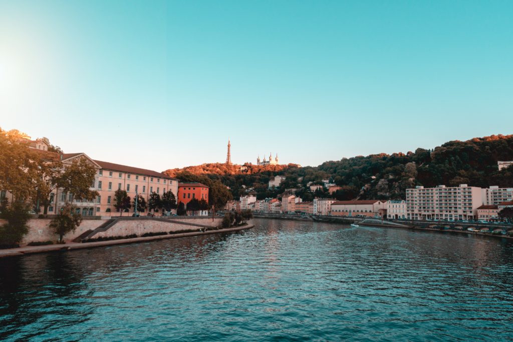 mitchell-henderson-1058812-unsplash Appels à projet Auvergne Rhône-Alpes